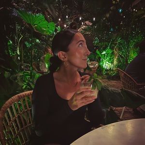 Meet your Posher, Naz